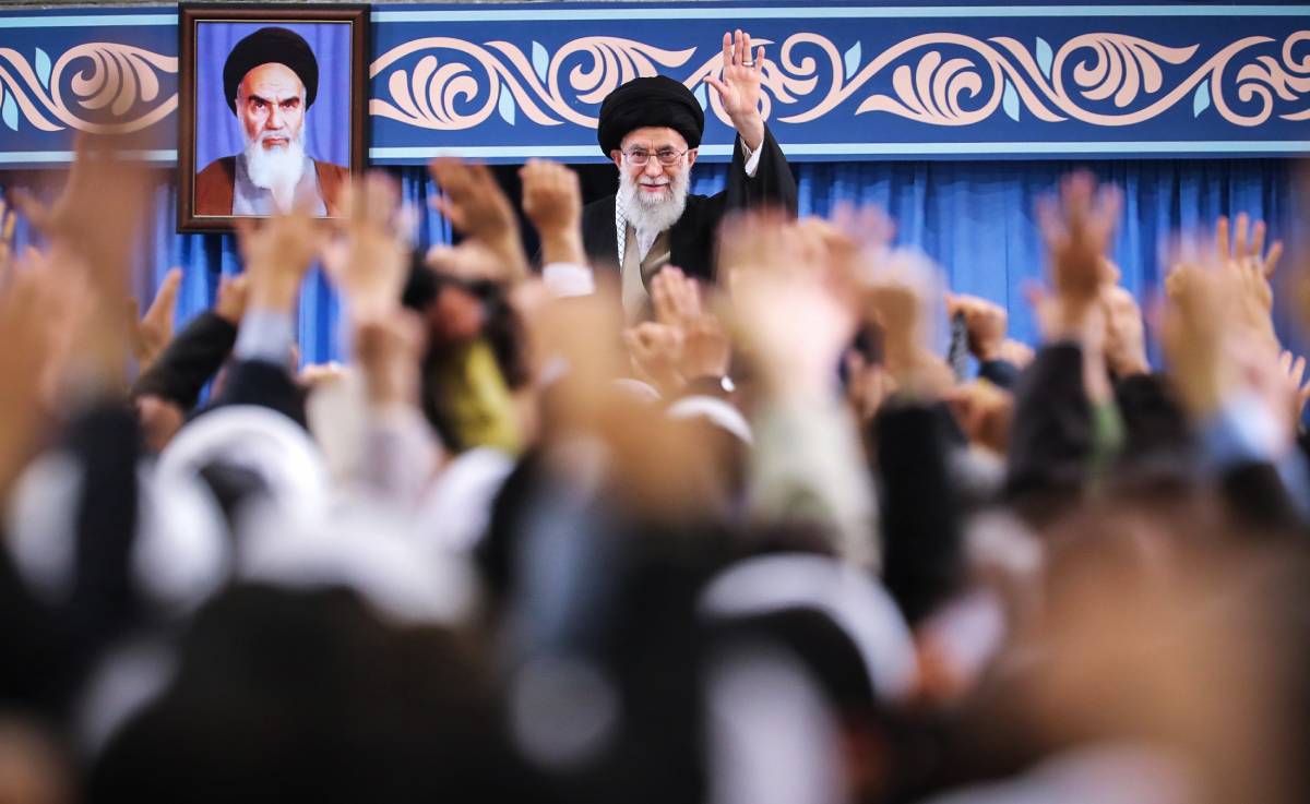 Iran će pomilovati desetke tisuća zatvorenika na obljetnicu Islamske revolucije